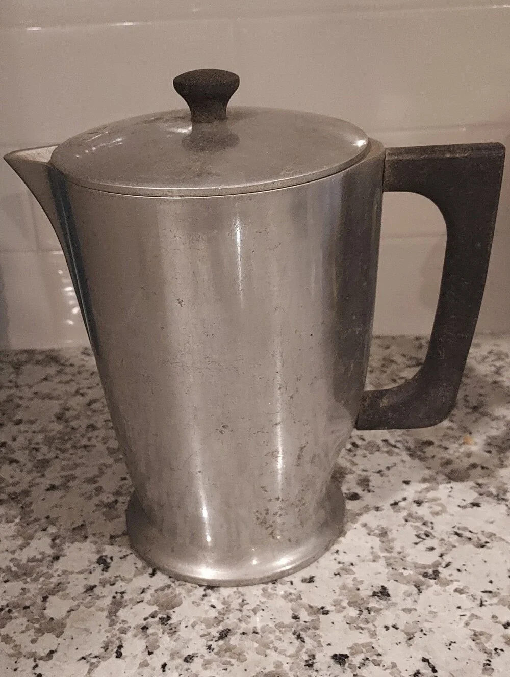 Vintage 1930s Cast-Rite Aluminum Coffee Pot Covered Pitcher Art Deco USA Read